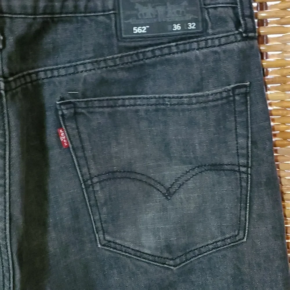 Levi's 562 Loose Taper Black Jeans 36 x 29